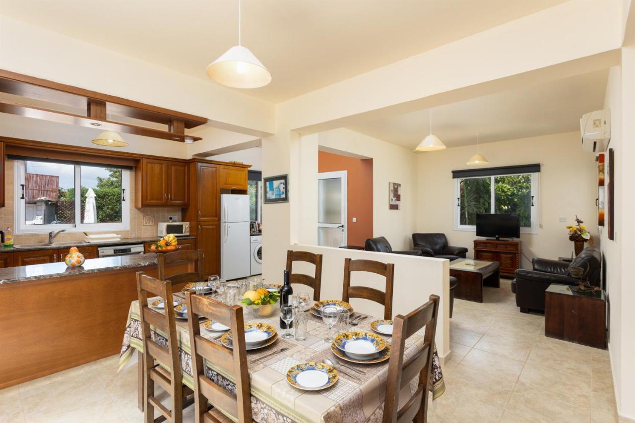 Villa Kleopatra Paphos Eksteriør billede