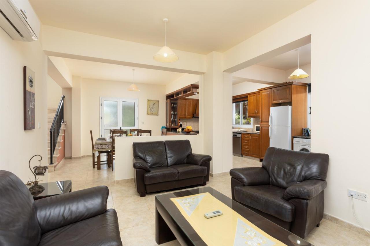 Villa Kleopatra Paphos Eksteriør billede